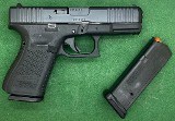 GLOCK G19 GEN 5
9MM LUGER (9x19 PARA) - 2 of 3
