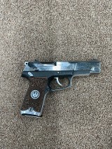RUGER P89 9MM LUGER (9x19 PARA)