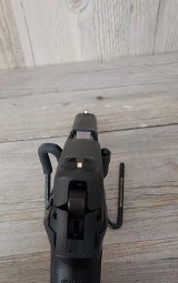 SIG SAUER P226 9MM LUGER (9x19 PARA) - 1 of 3