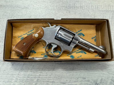 SMITH & WESSON 64 .38 S&W