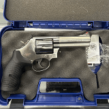 SMITH & WESSON 686 .357 MAG - 1 of 3