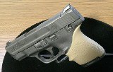 SMITH & WESSON M&P 9 SHIELD 9MM LUGER (9X19 PARA) - 1 of 3