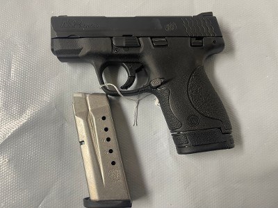 SMITH & WESSON M&P 9 SHIELD 9MM LUGER (9x19 PARA)