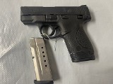SMITH & WESSON M&P 9 SHIELD 9MM LUGER (9x19 PARA) - 1 of 3