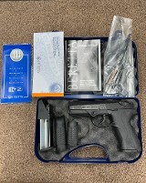 BERETTA PX4 STORM .40 S&W - 1 of 3