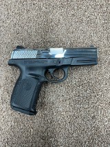 SMITH & WESSON SW40VE .40 S&W