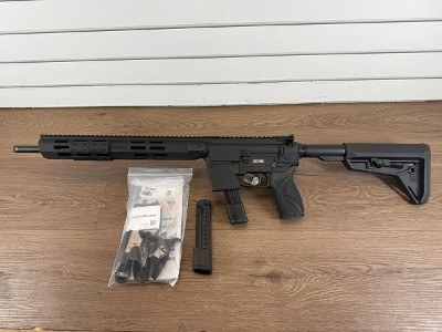 SMITH & WESSON RESPONSE CARBINE 9MM LUGER (9x19 PARA)