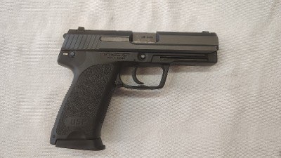 HECKLER & KOCH USP .45 ACP