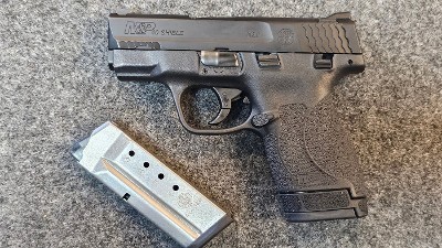 SMITH & WESSON M&P .40 SHIELD 2.0 .40 CALIBER