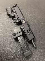 B&T KH9 Covert
9MM LUGER (9x19 PARA) - 1 of 3