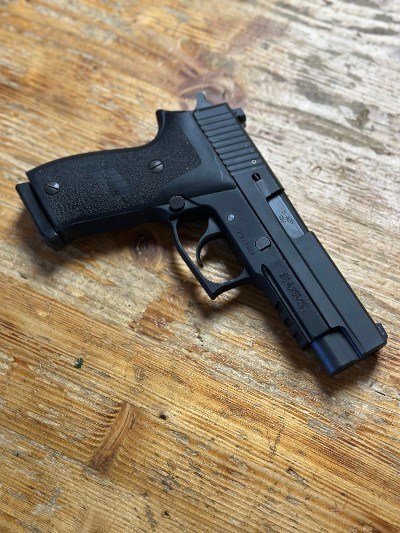 SIG SAUER P220 .45 ACP