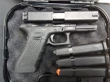 GLOCK G17 GEN 4 9x18MM MAKAROV - 3 of 3