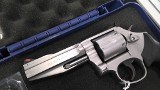 SMITH & WESSON MODEL 686-6 PERFORMANCE CENTER .357 MAG - 2 of 3