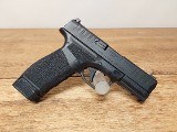 SPRINGFIELD ARMORY HELLCAT PRO 9MM LUGER (9x19 PARA) - 1 of 3