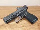 SPRINGFIELD ARMORYEchelon 4.0C 9MM LUGER (9x19 PARA) - 1 of 3