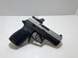 SIG SAUER P320 CARRY 9MM LUGER (9x19 PARA) - 2 of 3