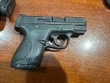 SMITH & WESSON M&P SHIELD .40 S&W - 3 of 3