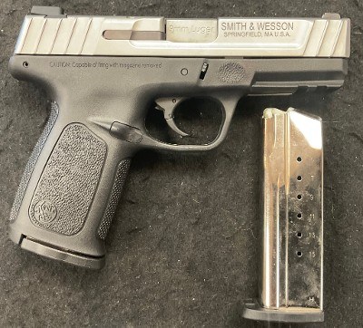 SMITH & WESSON SD9 VE 9MM LUGER (9x19 PARA)