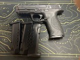 SMITH & WESSON M&P 40 9MM LUGER (9x19 PARA) - 2 of 2
