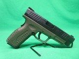 SPRINGFIELD ARMORY XDM-40 .40 S&W - 2 of 3