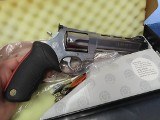 TAURUS TAURUS RAGING BULL .454 CASULL - 1 of 3