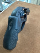 RUGER LCR .38 SPL +P - 2 of 3