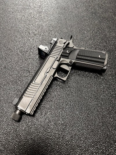 ROBERTS DEFENSE ROUGE .45 ACP