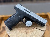 SMITH & WESSON SD40 .40 S&W - 2 of 3