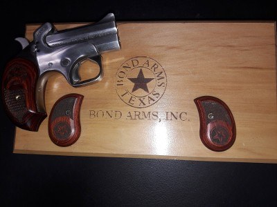 BOND ARMS DEFENDER .45 ACP/.410 GA