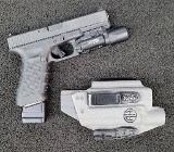 GLOCK G17 GEN 4 9MM LUGER (9x19 PARA) - 1 of 3