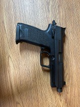 HECKLER & KOCH USP TAC .45 ACP - 2 of 3