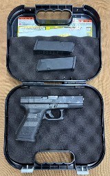 GLOCK 19 GEN 3 9MM LUGER (9x19 PARA) - 1 of 3