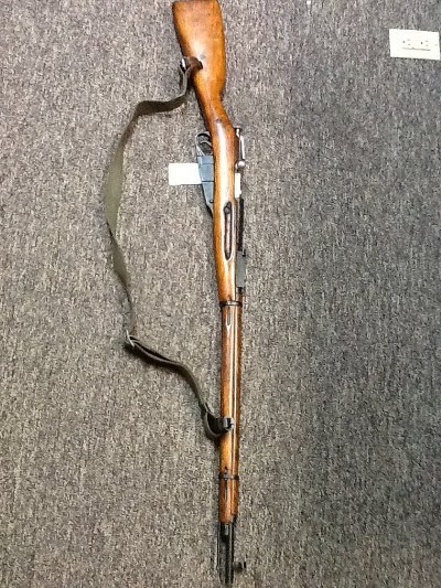 RUSSIAN SERVICE PISTOLS AND RIFLES M91-30 7.62X54MMR