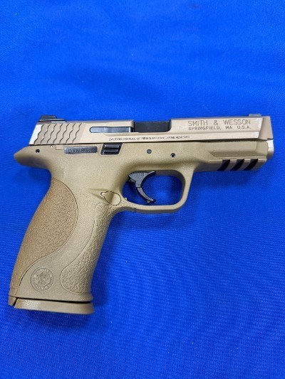 SMITH & WESSON M&P9 9MM LUGER (9x19 PARA)
