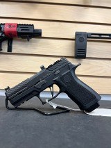 SIG SAUER P320 X-COMPACT 9MM LUGER (9X19 PARA) - 2 of 3