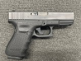 GLOCK 23 Gen 4 .40 S&W - 1 of 3