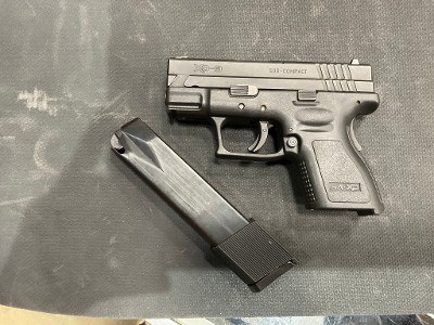SPRINGFIELD ARMORY XD-9 SUB-COMPACT 9MM LUGER (9x19 PARA)