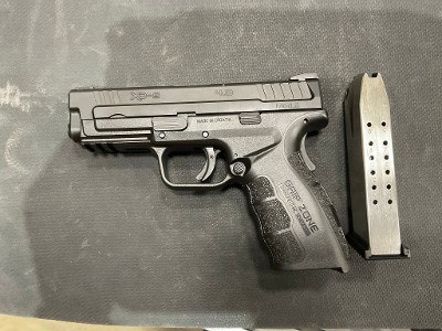 SPRINGFIELD ARMORY XD-9 4.0 MOD. 2 9MM LUGER (9x19 PARA)