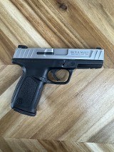 SMITH & WESSON SD9 VE 9MM LUGER (9x19 PARA) - 1 of 3
