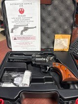 RUGER NEW MODEL SUPER BLACKHAWK .44 MAGNUM - 1 of 3
