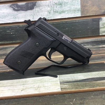 SIG SAUER P229 .40 S&W