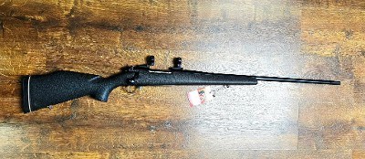 WEATHERBY MARK V .300 WBY MAG - Image 2 of 3