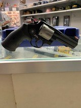 SMITH & WESSON AIRLITE PD .44 MAGNUM - 1 of 3