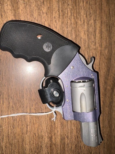 CHARTER ARMS the lavender lady
.38 SPL