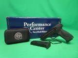 SMITH & WESSON PERFORMANCE CENTER M&P9 M2.0 9MM LUGER (9X19 PARA) - 1 of 3