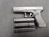 GLOCK G22
GEN 4 .40 CALIBER - 1 of 3