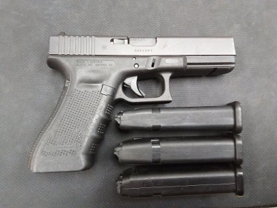 GLOCK G22 GEN 4 .40 CALIBER