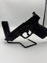 SMITH & WESSON M&P 2.0 9MM LUGER (9x19 PARA) - 1 of 3