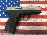 SMITH & WESSON SD40VE 40 Smith & Wesson - 2 of 3