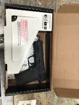 SMITH & WESSON M&P9 SHIELD EZ M2.0 9MM LUGER (9X19 PARA)